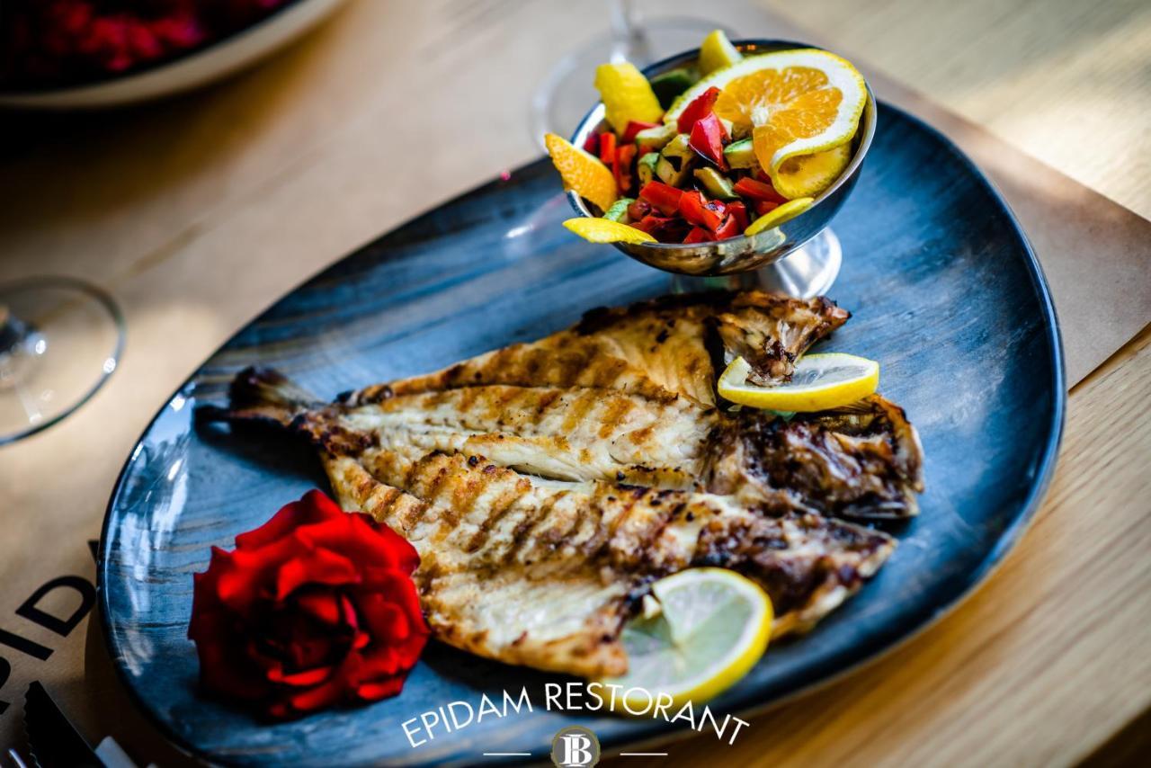 Illyrian Boutique Hotel Sarande Ngoại thất bức ảnh