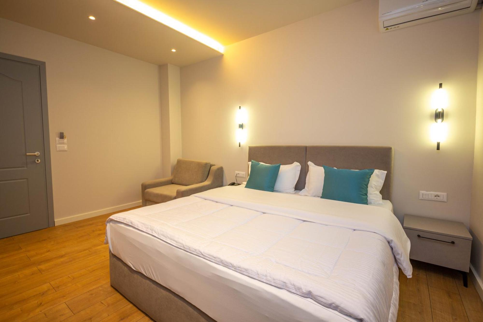 Illyrian Boutique Hotel Sarande Ngoại thất bức ảnh